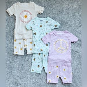 Old Navy 6T Jammies - 3 pair bundle